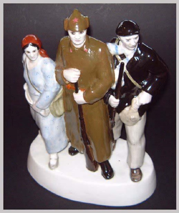 Скульптура «Готовы к труду и обороне». Автор Данько Наталья. Скульптура «Готовы к труду и обороне». Автор Данько Наталья.