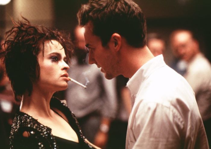 Кадр из фильма *Бойцовский клуб*, 1999 | Фото: kinosite.net Кадр из фильма *Бойцовский клуб*, 1999 | Фото: kinosite.net