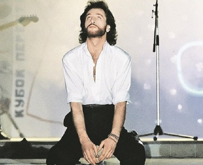 Музыкант, который стал символом своего времени | Фото: makataka.ru Музыкант, который стал символом своего времени | Фото: makataka.ru