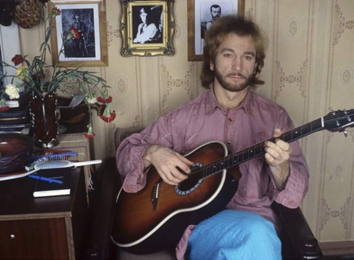 Певец, в жизни которого было много мистических предзнаменований | Фото: chtoby-pomnili.com Певец, в жизни которого было много мистических предзнаменований | Фото: chtoby-pomnili.com