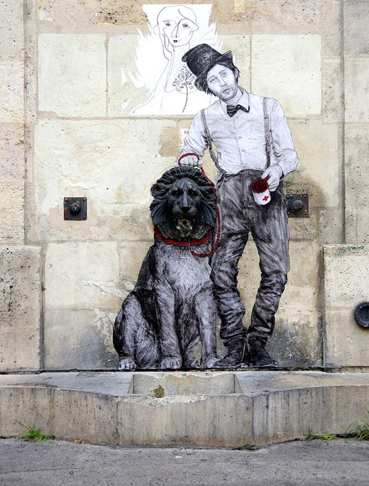 Граффити в Париже. Автор: Levalet. Граффити в Париже. Автор: Levalet.