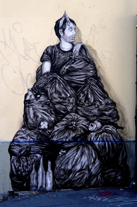 Vases communicants. Фрагмент. Автор: Levalet. Vases communicants. Фрагмент. Автор: Levalet.