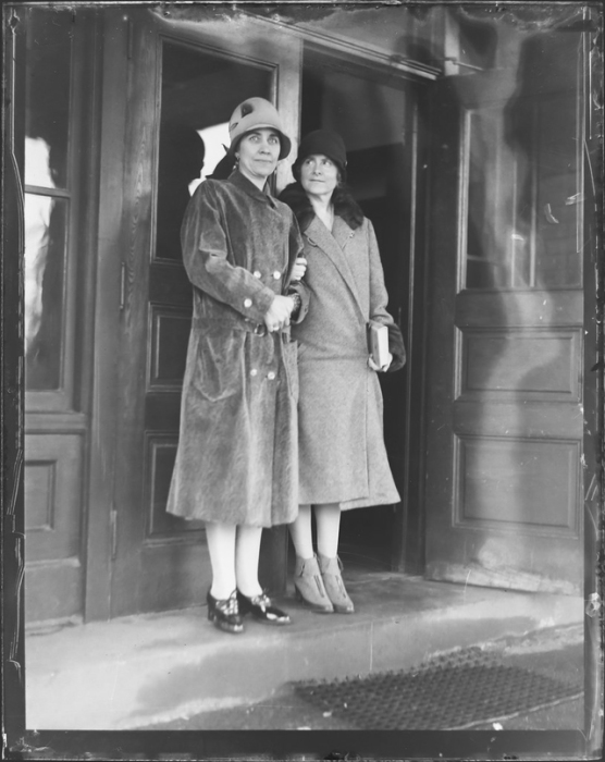 Оригинальный французский аксессуар. Оригинальный французский аксессуар.