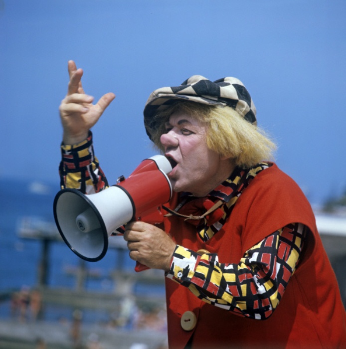 Выступление Олега Попова, 2002 год Выступление Олега Попова, 2002 год