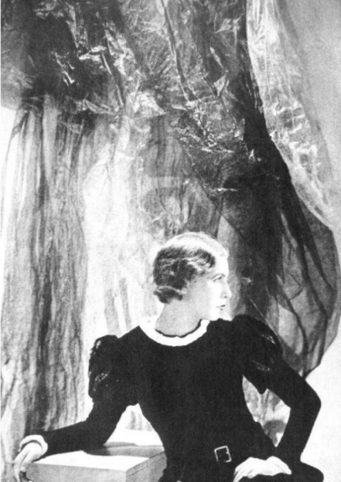 Леди Абди - икона стиля, модель, актриса Леди Абди - икона стиля, модель, актриса