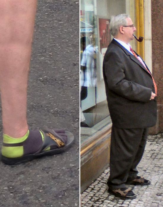 Старомодная тенденция: носки с сандалиями./фото: restnova.com