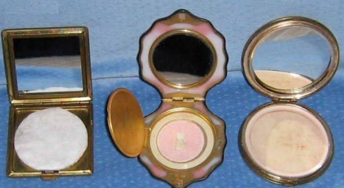 Пудреницы. | Фото: weebl.ru. Пудреницы. | Фото: weebl.ru.