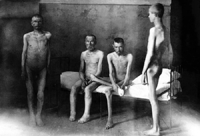 Чабан колхоза им. Тельмана, член КПСС, Дашинима Амоголонова. 1959 год. Чабан колхоза им. Тельмана, член КПСС, Дашинима Амоголонова. 1959 год.