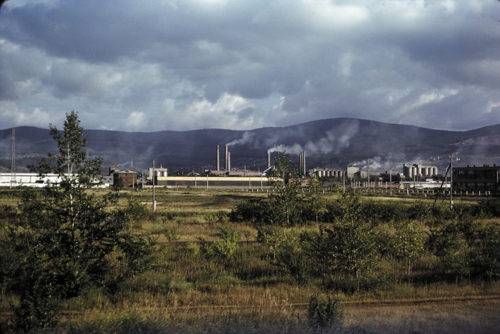 Заводы, расположенные вблизи Красноярска. Заводы, расположенные вблизи Красноярска.