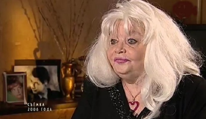 «Меня много и часто била жизнь. И я совру, если скажу, что никогда не сдавалась. Во мне хватало и злобы, и раздражения. Но сейчас все позади». | Фото: sibmincult.ru. «Меня много и часто била жизнь. И я совру, если скажу, что никогда не сдавалась. Во мне хватало и злобы, и раздражения. Но сейчас все позади». | Фото: sibmincult.ru.