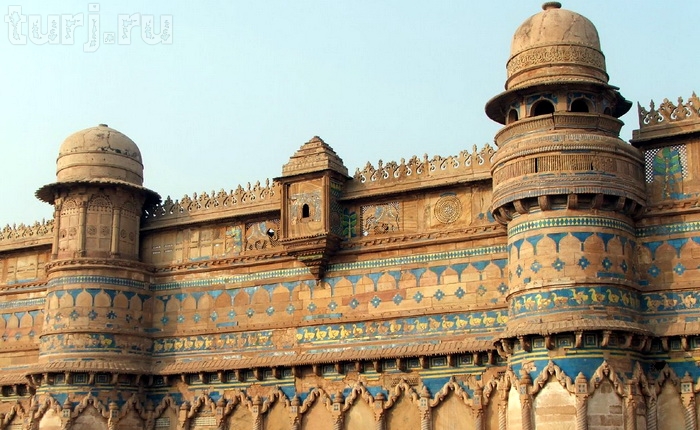 Стены форта Джханси. | Фото: liveinternet.ru. Стены форта Джханси. | Фото: liveinternet.ru.