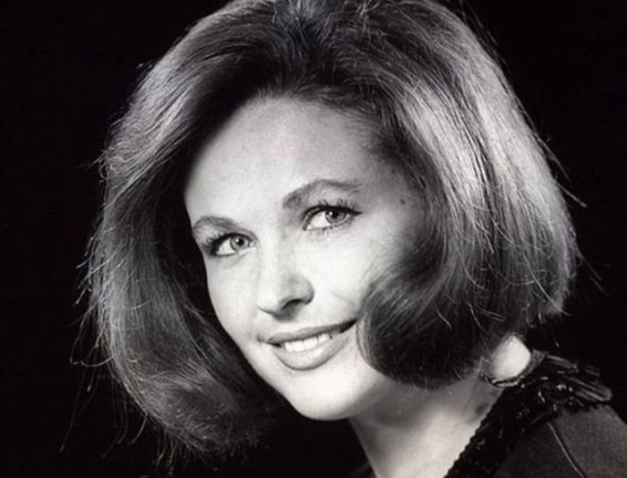 Одна из самых красивых актрис советского кино | Фото: kinopoisk.ru Одна из самых красивых актрис советского кино | Фото: kinopoisk.ru