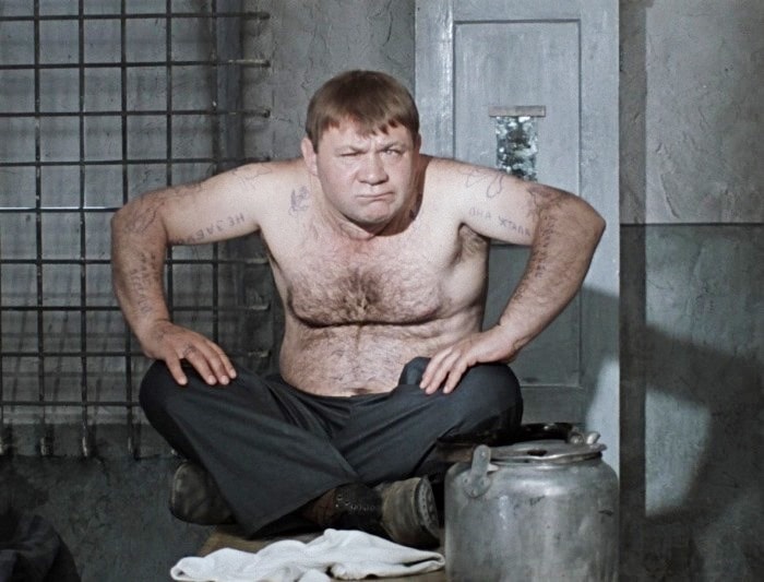 Е. Леонов в комедии *Джентльмены удачи*, 1971 | Фото: kinopoisk.ru