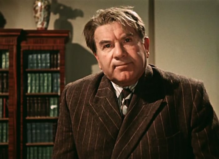 Игорь Ильинский в фильме *Карнавальная ночь*, 1956 | Фото: kino-teatr.ru Игорь Ильинский в фильме *Карнавальная ночь*, 1956 | Фото: kino-teatr.ru