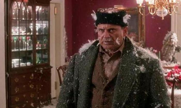 Вор в «костюме» цыпленка. | Фото: fb.ru. Вор в «костюме» цыпленка. | Фото: fb.ru.