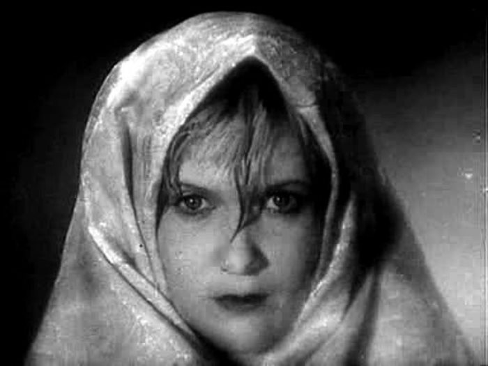 Любовь Орлова в фильме *Веселые ребята*, 1934 | Фото: kino-teatr.ru Любовь Орлова в фильме *Веселые ребята*, 1934 | Фото: kino-teatr.ru