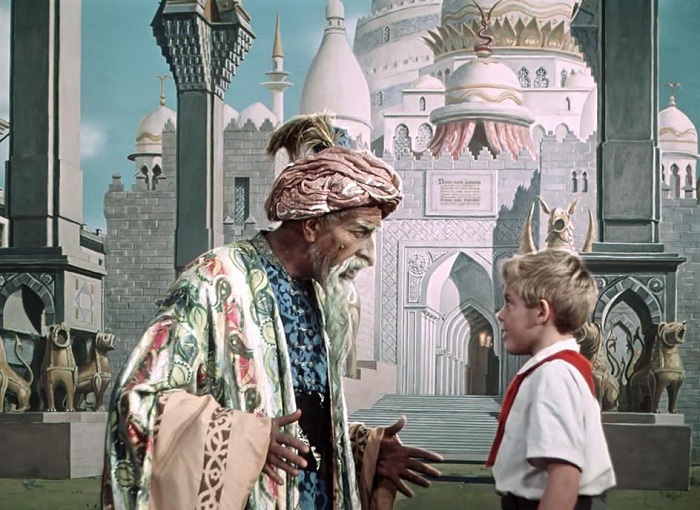 Старик Хоттабыч и Волька. | Фото: zhmak.info. Старик Хоттабыч и Волька. | Фото: zhmak.info.