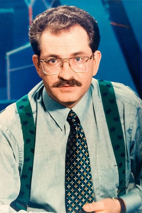 Владислав Листьев тележурналист, телеведущий, глава телеканала ОРТ. | Фото: vignette2.wikia.nocookie.net.