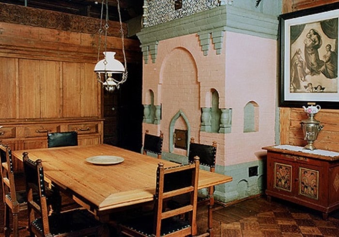 В доме-музее В. Васнецова в Москве | Фото: travel.rambler.ru В доме-музее В. Васнецова в Москве | Фото: travel.rambler.ru