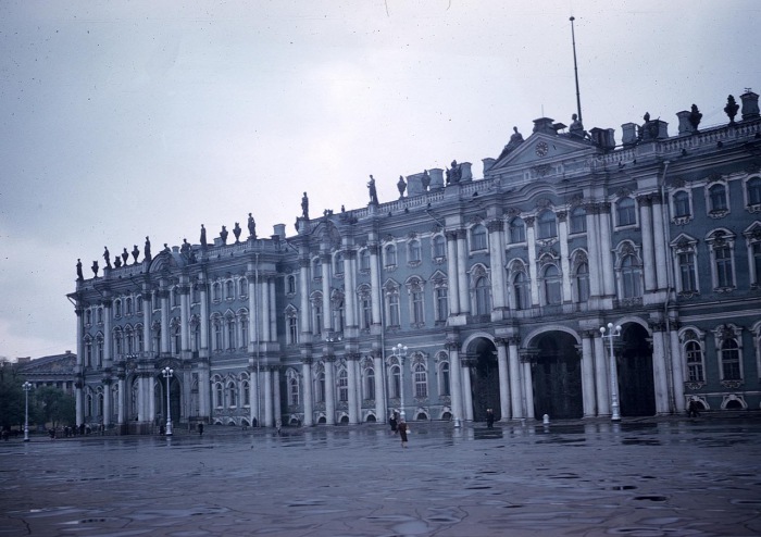 Панорама Зимнего дворца. СССР, Ленинград, 1959 год. Панорама Зимнего дворца. СССР, Ленинград, 1959 год.