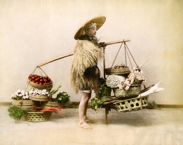 В VI веке считалось, что вегетарианство - это путь к спасению души и лучшей реинкарнации, поэтому мясо было полностью исключено из рациона японцев. В VI веке считалось, что вегетарианство - это путь к спасению души и лучшей реинкарнации, поэтому мясо было полностью исключено из рациона японцев.