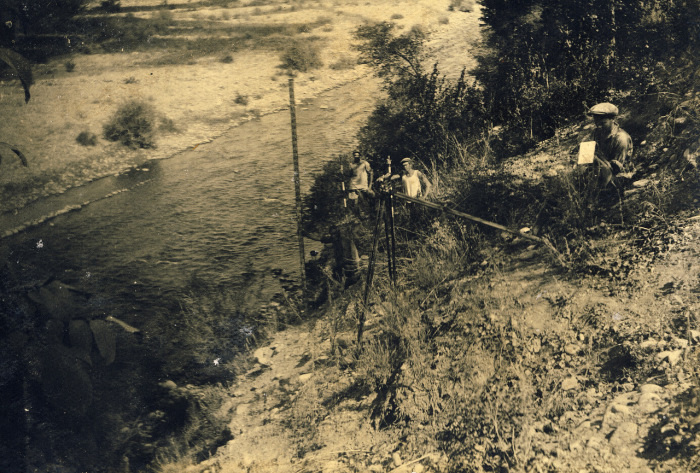 Работа, связанная с измерениями на местности и в пространстве. Работа, связанная с измерениями на местности и в пространстве.