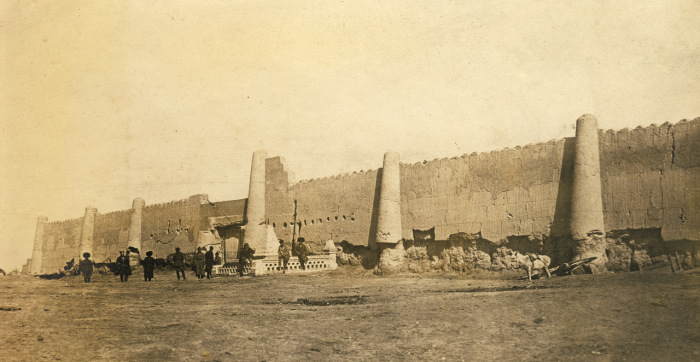 Крепость в древнем регионе Хорезмы. Крепость в древнем регионе Хорезмы.