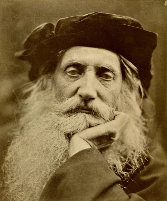 В объективе Маргарет побывало множество выдающихся личностей викторианской эпохи. В объективе Маргарет побывало множество выдающихся личностей викторианской эпохи.