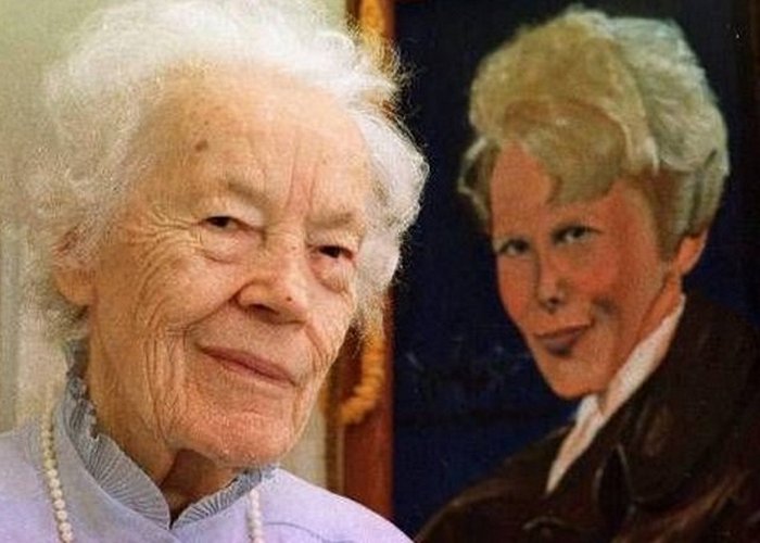 Сестра Амелии Эрхарт. / Фото: listverse.com Сестра Амелии Эрхарт. / Фото: listverse.com