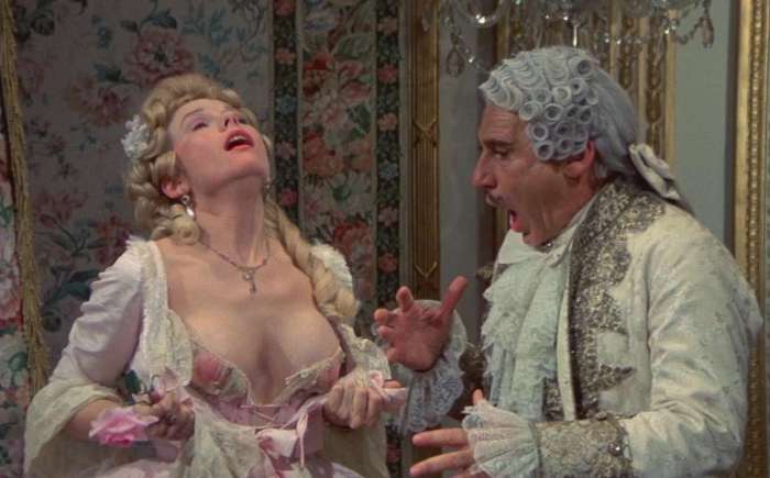 Кадр из фильма «Всемирная история» Мела Брукса. Кадр из фильма «Всемирная история» Мела Брукса.