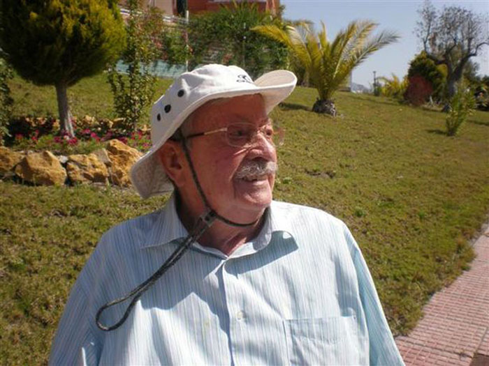 Гораций Грисли у себя дома в Испании. Гораций Грисли у себя дома в Испании.