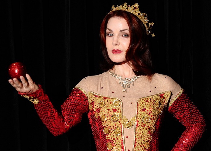 Присцилла Пресли./фото: itv.com Присцилла Пресли./фото: itv.com