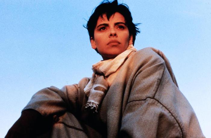 Матильда Мэй в роли Изабель Эберхард в одноименном фильме 1991 года. | Фото: cinema.de.