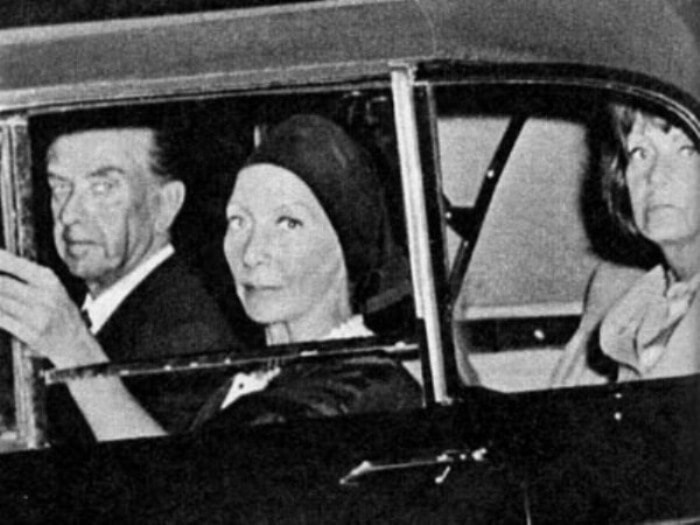 Семья Шлее и Грета Гарбо | Фото: names.ru Семья Шлее и Грета Гарбо | Фото: names.ru