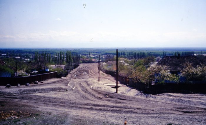 Небольшой поселок неподалеку от Пятигорска. Небольшой поселок неподалеку от Пятигорска.