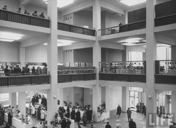 Центральный московский рынок. СССР, Москва, 1961 год. Центральный московский рынок. СССР, Москва, 1961 год.