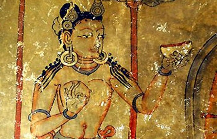 Пещера 55 фресок.