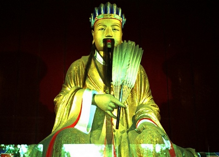 Кошки-мышки по-китайски. Кошки-мышки по-китайски.