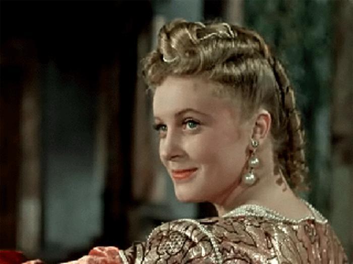 Алла Ларионова в фильме *Двенадцатая ночь*, 1955 | Фото: kino-teatr.ru Алла Ларионова в фильме *Двенадцатая ночь*, 1955 | Фото: kino-teatr.ru