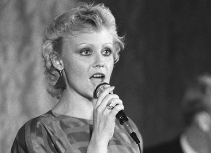 Анне Вески, 1984 | Фото: apatrid.ru и aif.ru Анне Вески, 1984 | Фото: apatrid.ru и aif.ru