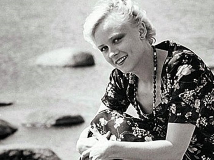 Анне Вески в молодости | Фото: sobesednik.ru Анне Вески в молодости | Фото: sobesednik.ru