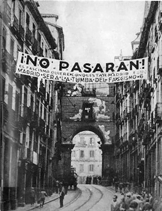 No pasaran! - боевой клич. | Фото: cs8.pikabu.ru.