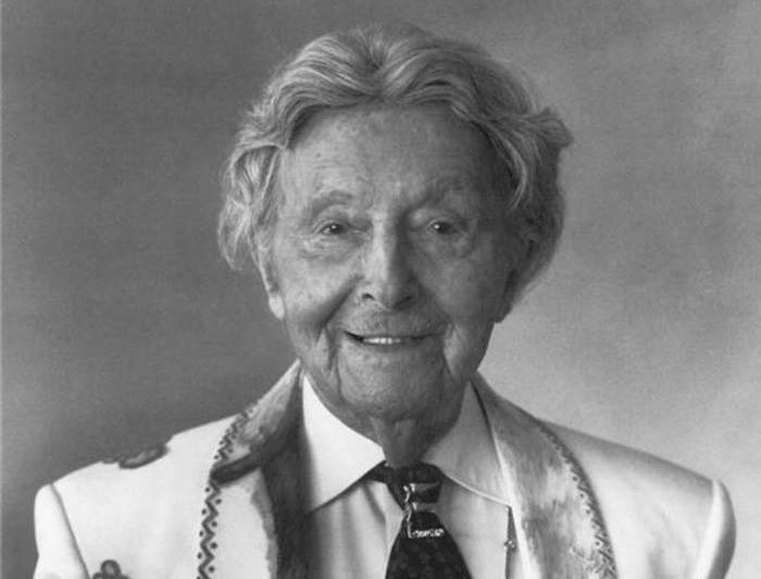 Роман Тыртов (Эрте) – один из популярнейших художников-дизайнеров ХХ в. | Фото: liveinternet.ru Роман Тыртов (Эрте) – один из популярнейших художников-дизайнеров ХХ в. | Фото: liveinternet.ru