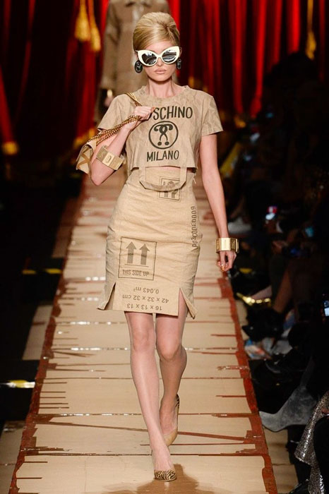 Бумажные пакеты нынче в тренде. Фото: Yannis Vlamos. Бумажные пакеты нынче в тренде. Фото: Yannis Vlamos.