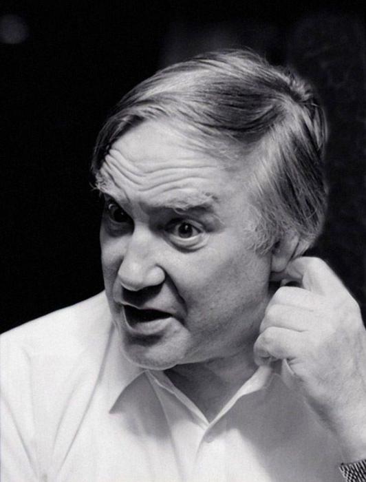 Советский учёный-физик. СССР, Москва, 1970 год. Фотограф: Виталий Арутюнов. Советский учёный-физик. СССР, Москва, 1970 год. Фотограф: Виталий Арутюнов.