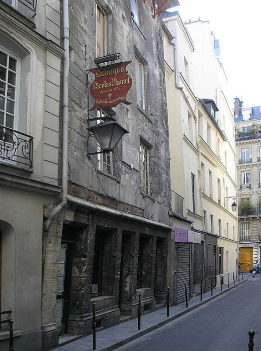 Дом Николя Фламеля в Париже. | Фото: commons.wikimedia.org.