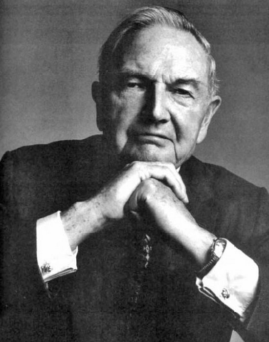 Дэвид Рокфеллер - миллиардер со странным хобби. / Фото: imgarcade.com Дэвид Рокфеллер - миллиардер со странным хобби. / Фото: imgarcade.com