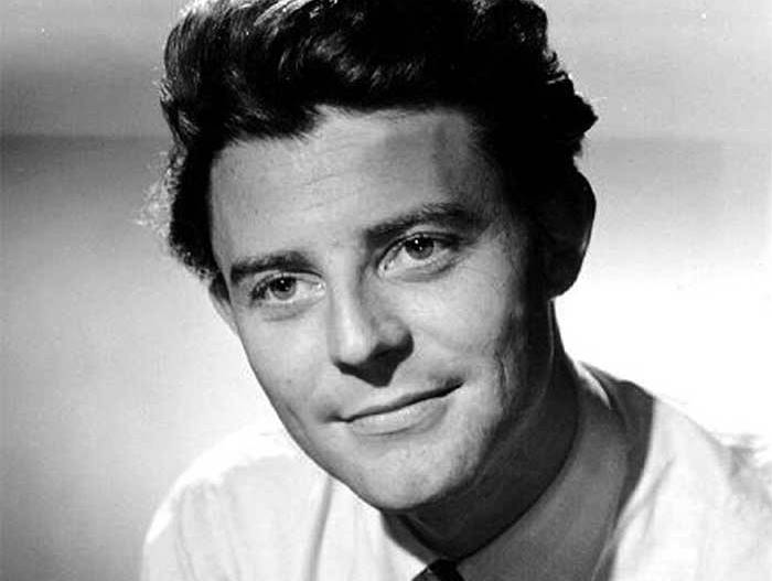 Один из самых романтичных героев кино послевоенного времени | Фото: re-movie.ru Один из самых романтичных героев кино послевоенного времени | Фото: re-movie.ru