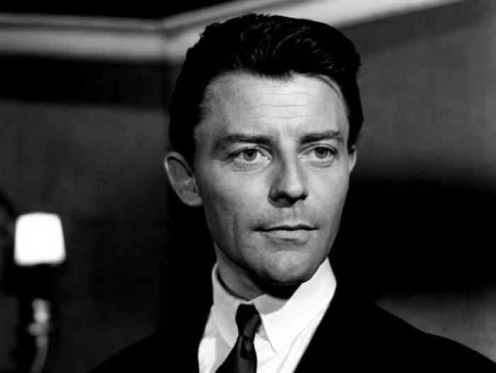 Жерар Филип в фильме *Опасные связи*, 1959 | Фото: kino-teatr.ru Жерар Филип в фильме *Опасные связи*, 1959 | Фото: kino-teatr.ru