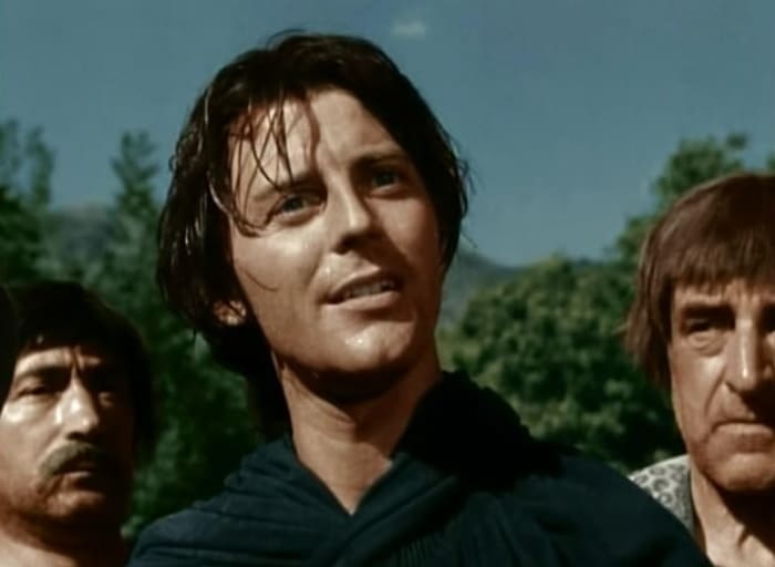 Жерар Филип в фильме *Фанфан-тюльпан*, 1952 | Фото: kino-teatr.ru Жерар Филип в фильме *Фанфан-тюльпан*, 1952 | Фото: kino-teatr.ru